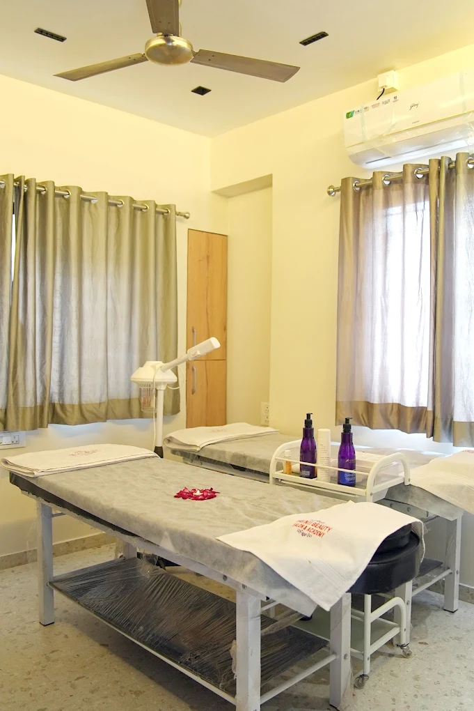 Pavanii Beauty Salon And Academy