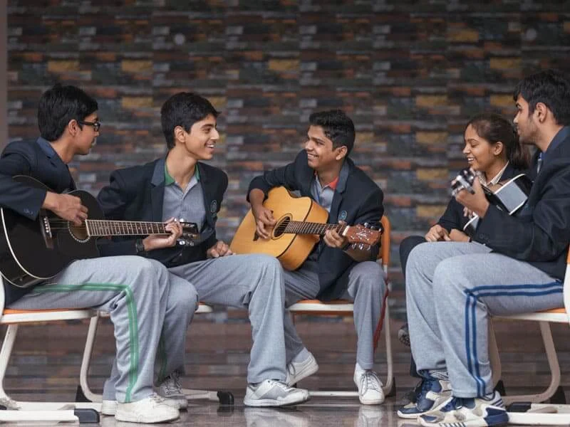 Narayana eTechno-School – Jhule Solapur