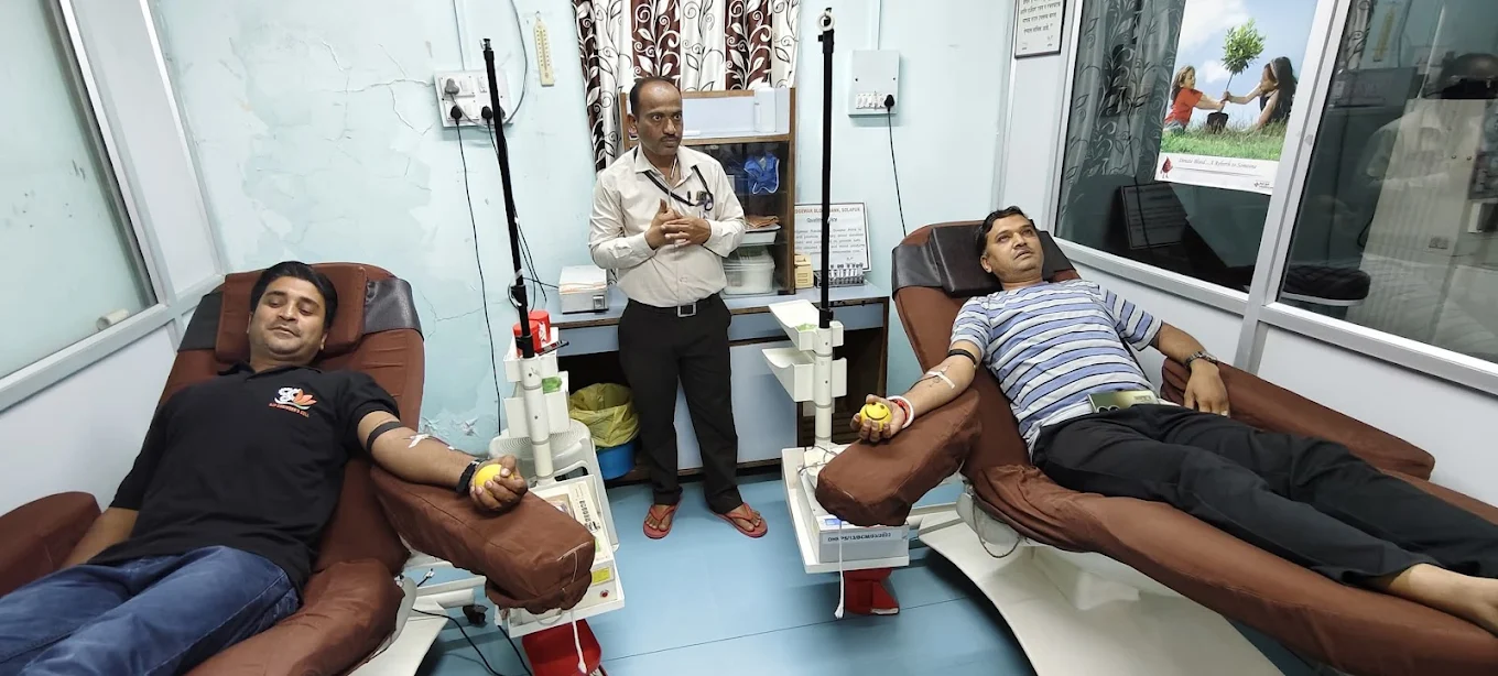 Dr. Hedgewar Raktapedhi, Solapur