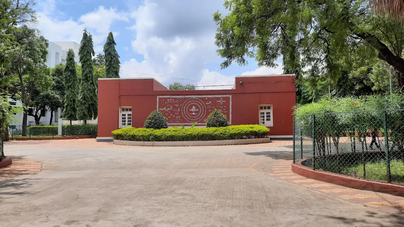 Dayanand College of Arts & Science