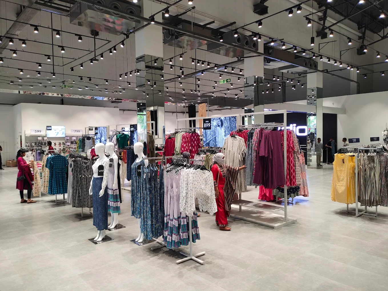 Zudio – Solapur, Maharashtra